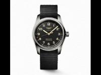 揭秘浪琴手表表蒙划痕修复秘籍：无需维修，轻松恢复光华！